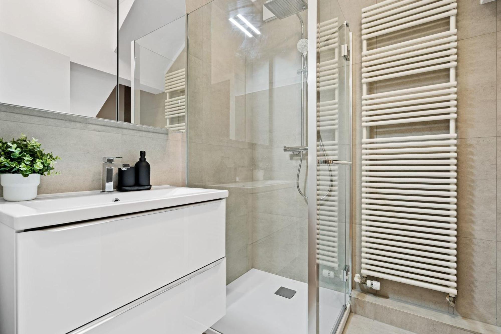 Chic 2br In With Free Parking * Luxembourg