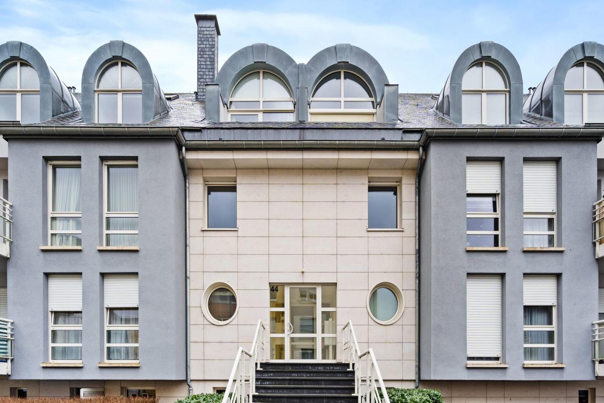 Chic 2br In With Free Parking Luxembourg