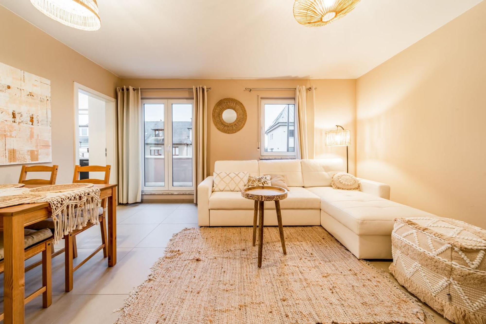 Beautiful In The And Free Parking Apartment *