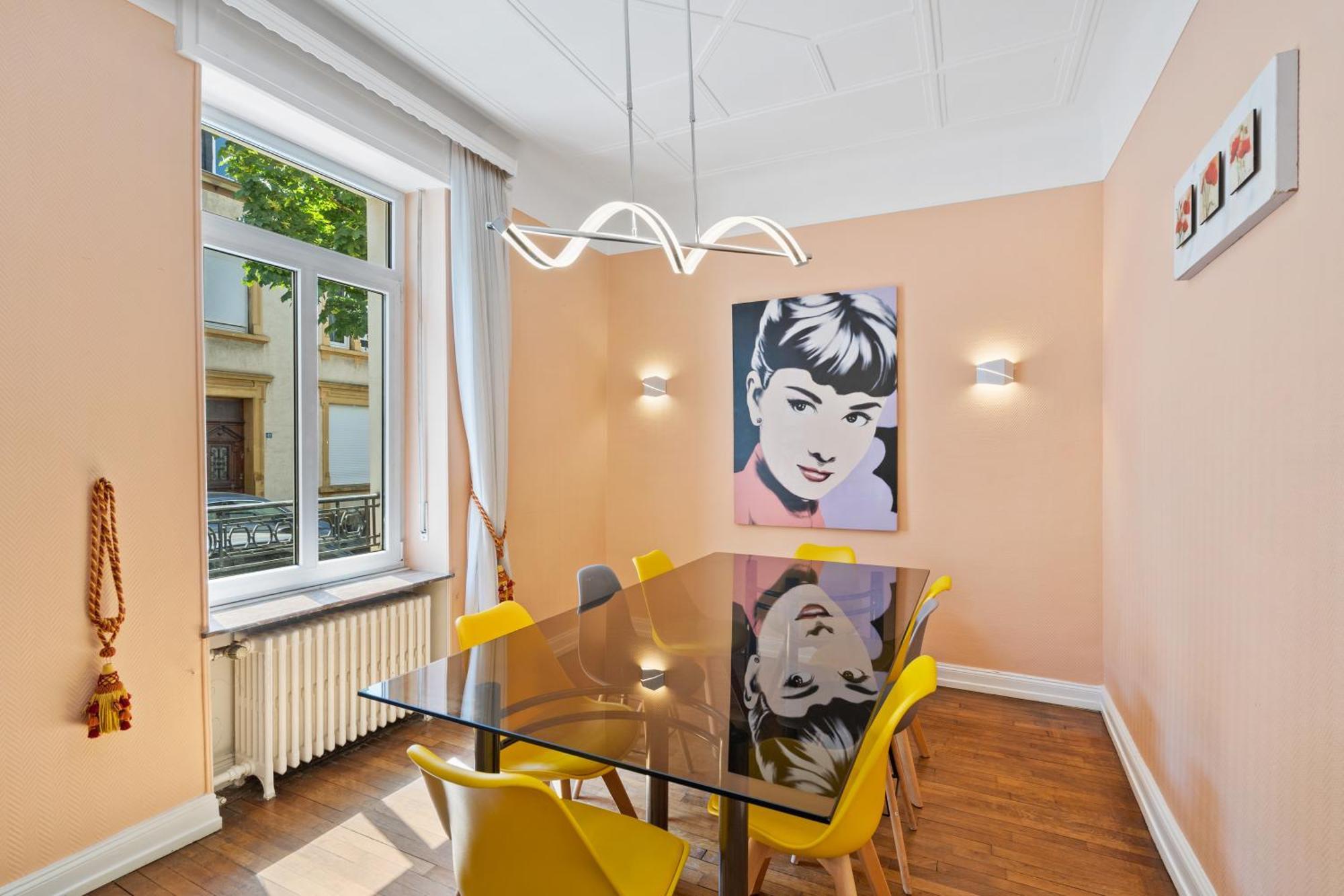 Charming 3-br Townhome Near City Center Apartment Luxembourg
