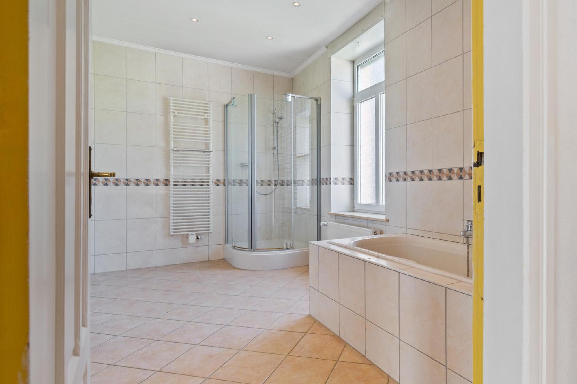 Charming 3-br Townhome Near City Center Luxembourg