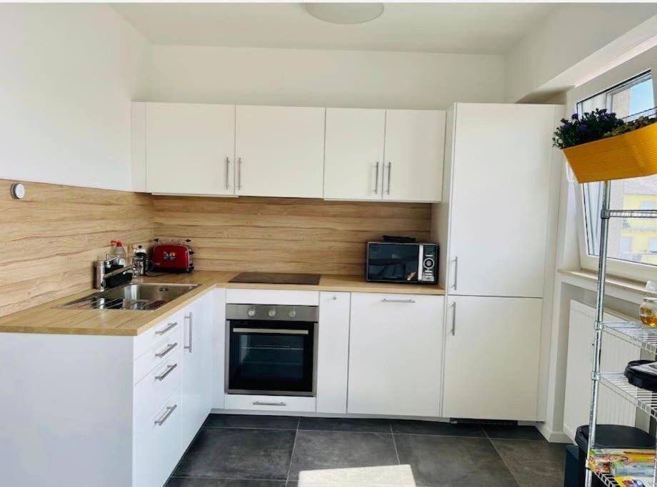 One Bedroom Flat With Private Terrace&parking-67b Appartement Luxemburg