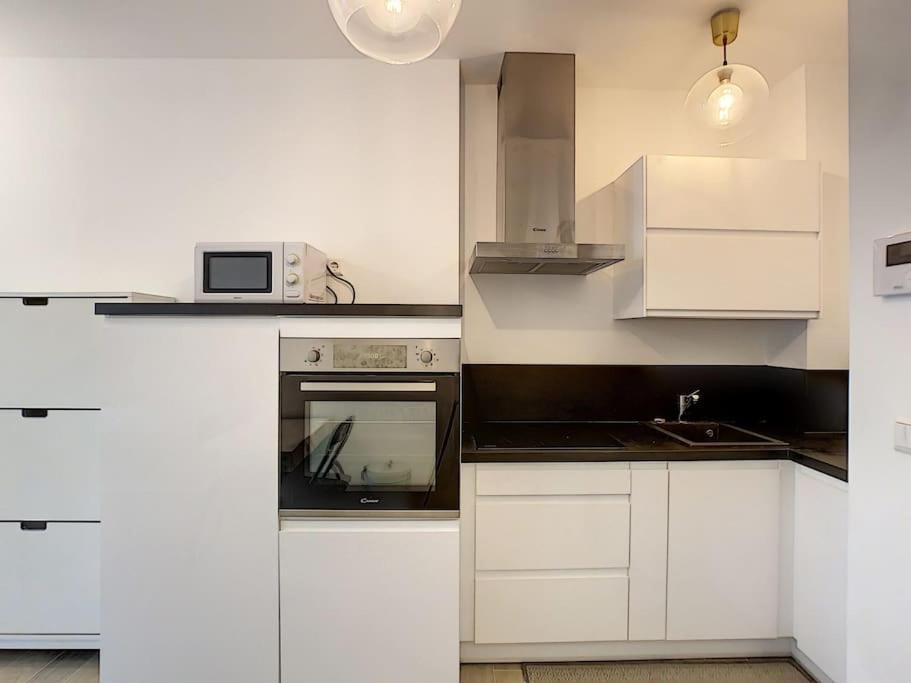 Apartment In *
