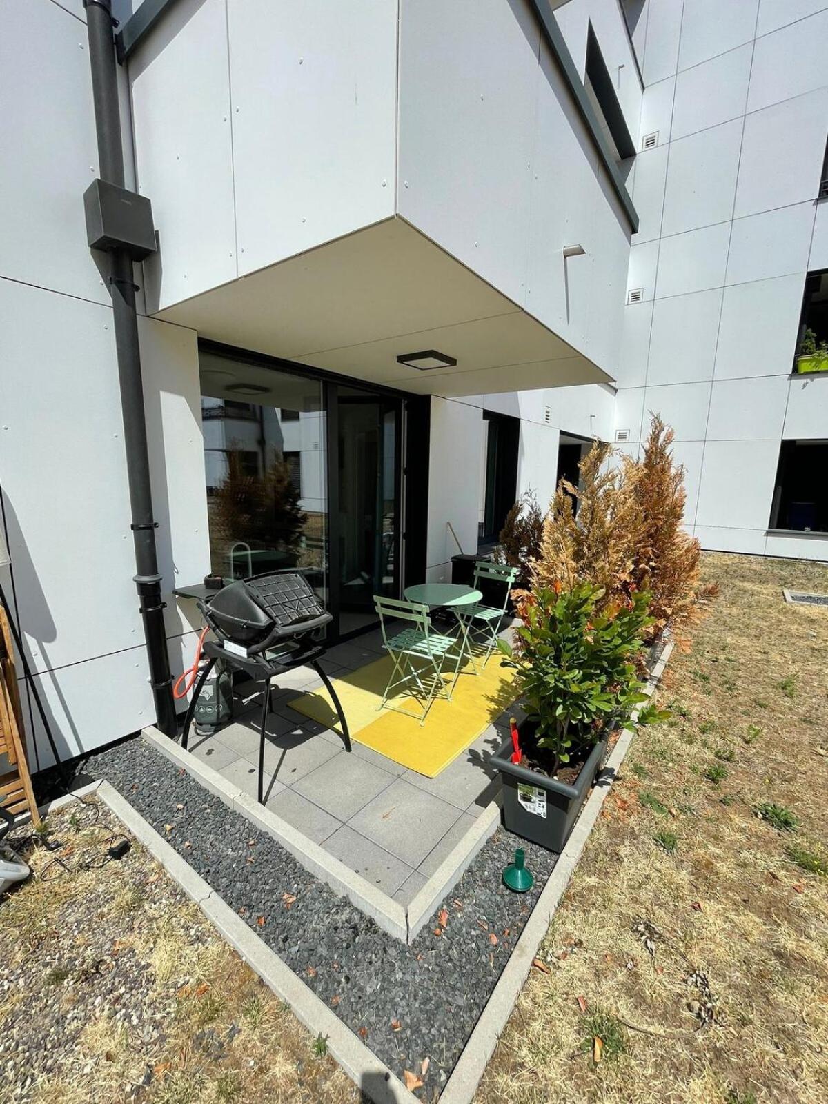 Chic 1 Bedroom Flat With Terrace&parking-5 Luxembourg