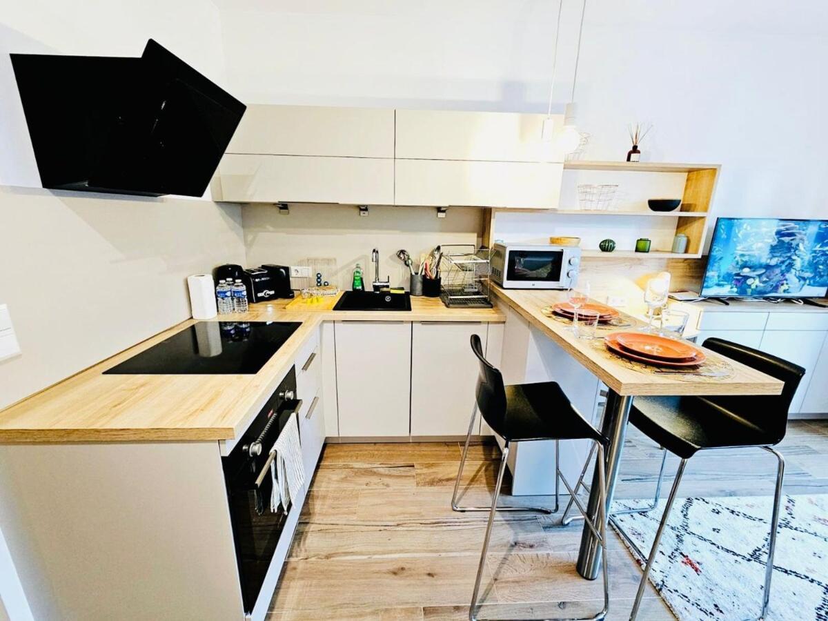 Apartment Charming One Bedroom With A Private Terrace