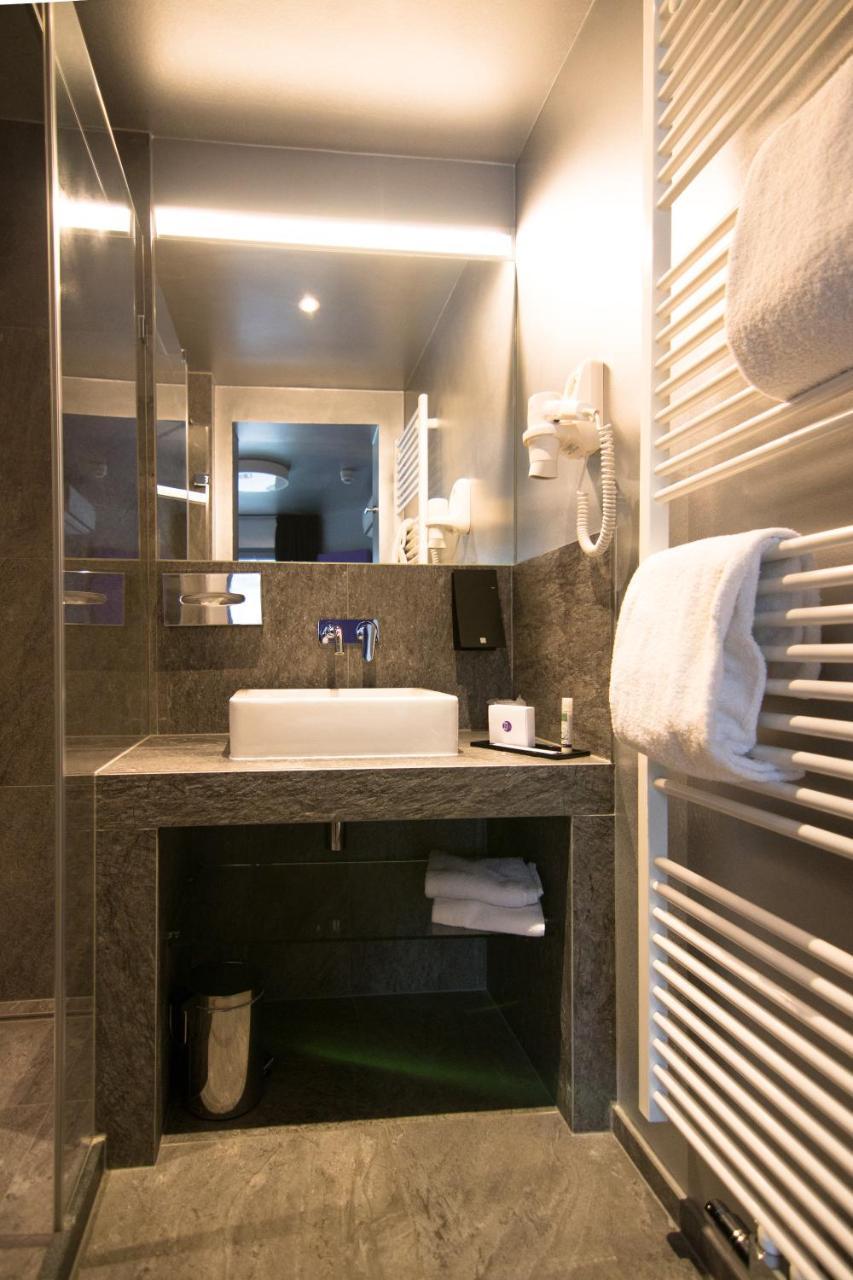 Hotel Jj32 3*