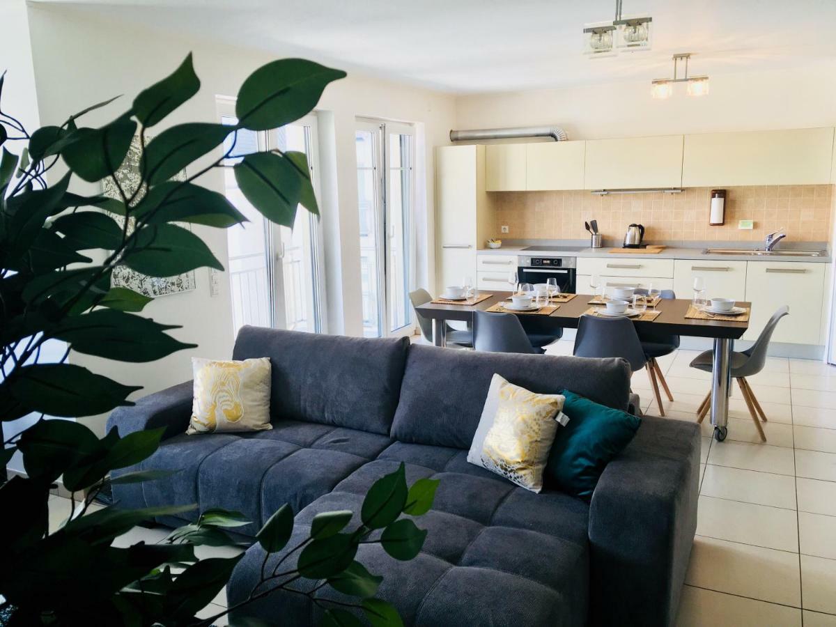 Art Deco 100m2 Flat 2 Min Walking From Train Station In Center, Free Parking And Terrace - 2b Appartement